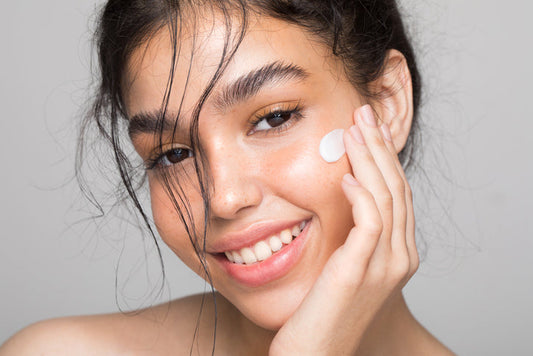 The Ultimate Guide to Achieving Healthy and Glowing Skin: Expert Tips and Must-Try Products